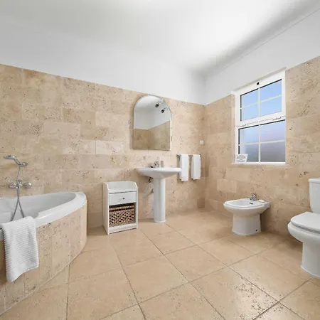 Villa Casa Cegonha Carvoeiro (Lagoa)