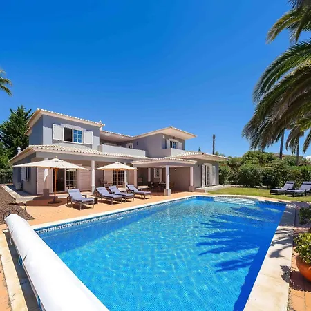 Casa Cegonha Villa *