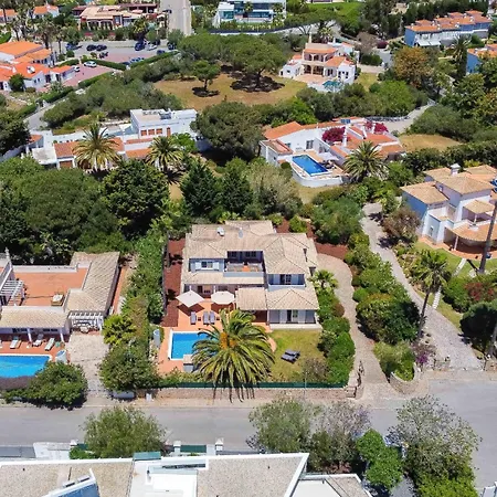 Villa Casa Cegonha *